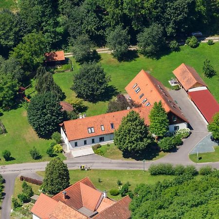 Kuerbishof Gartner Villa Fehring Buitenkant foto