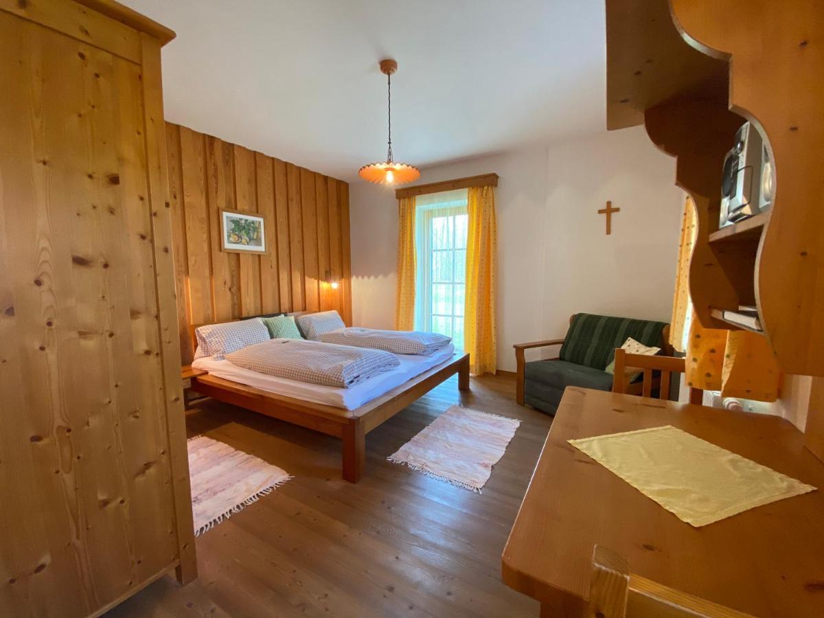 Kuerbishof Gartner Villa Fehring Buitenkant foto