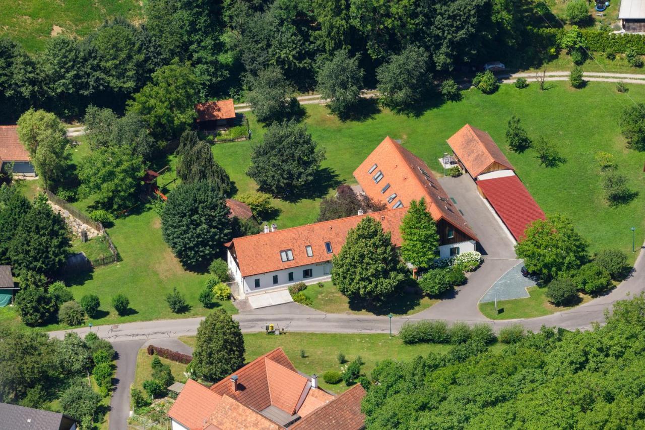 Kuerbishof Gartner Villa Fehring Buitenkant foto