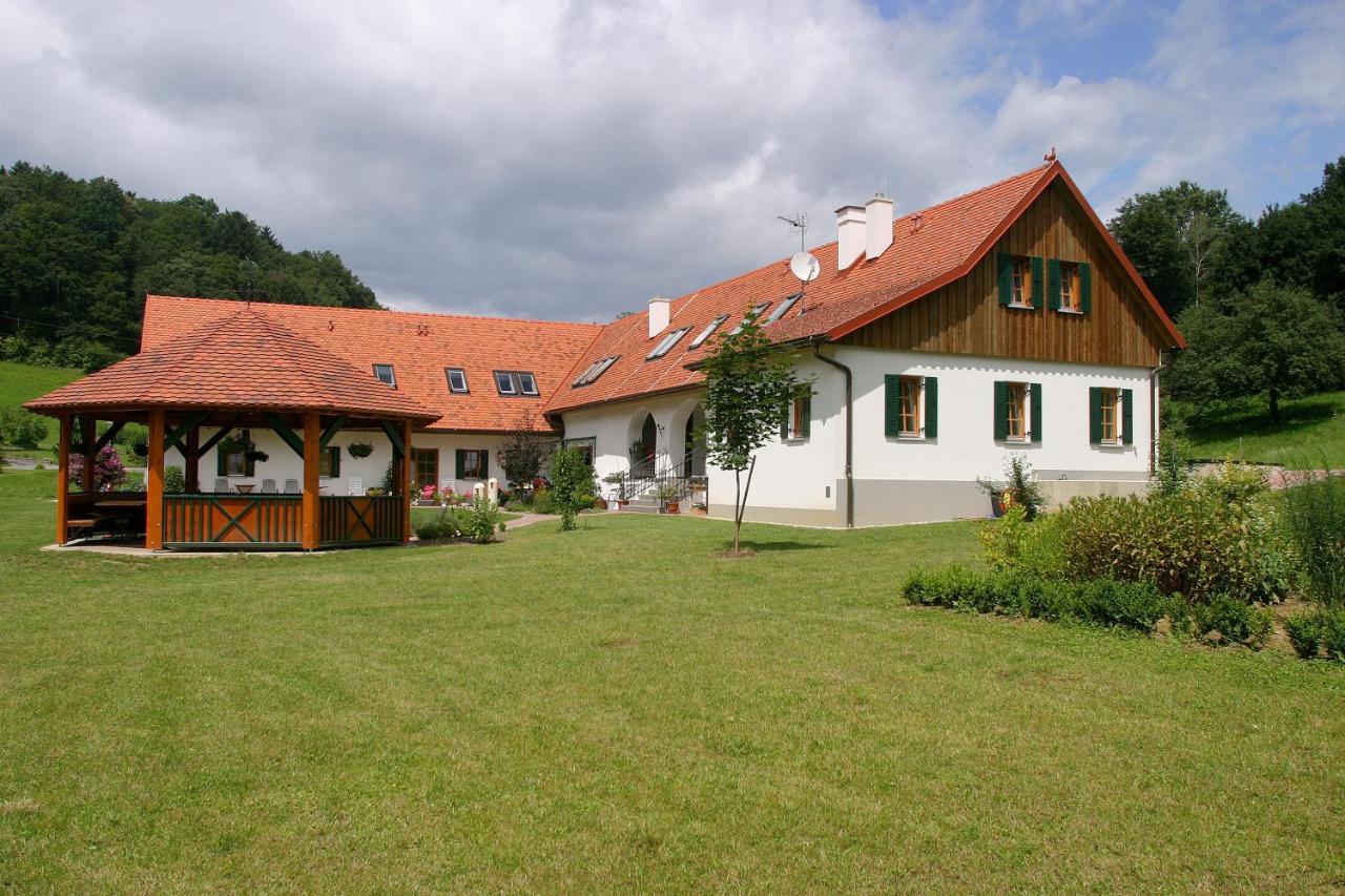 Kuerbishof Gartner Villa Fehring Buitenkant foto